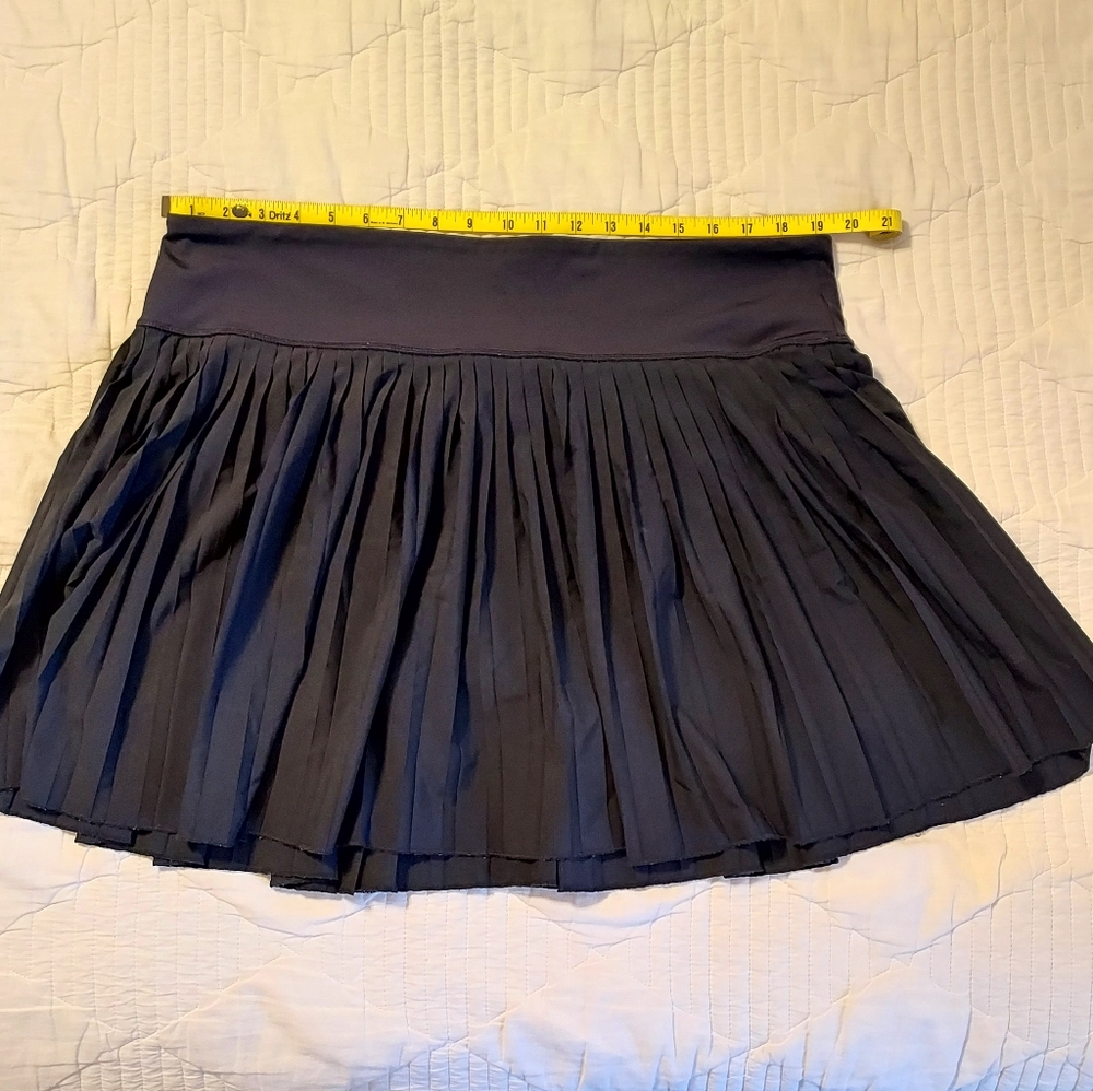 GAP Black Pleated Skater Mini Skort